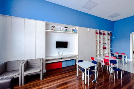 Apartamento à venda com 126m², 3 quartos e 2 vagas Apartamento à venda com 126m², 3 quartos e 2 vagasBrinquedoteca