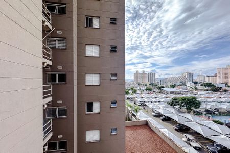 Apartamento à venda com 126m², 3 quartos e 2 vagas Apartamento à venda com 126m², 3 quartos e 2 vagasVista da Suíte 3