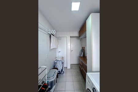 Apartamento à venda com 126m², 3 quartos e 2 vagas Apartamento à venda com 126m², 3 quartos e 2 vagasÁrea de Serviço