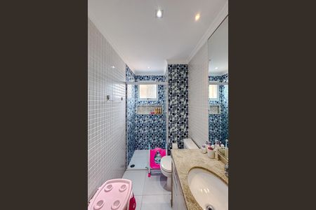 Apartamento à venda com 126m², 3 quartos e 2 vagas Apartamento à venda com 126m², 3 quartos e 2 vagasBanheiro da Suíte 2