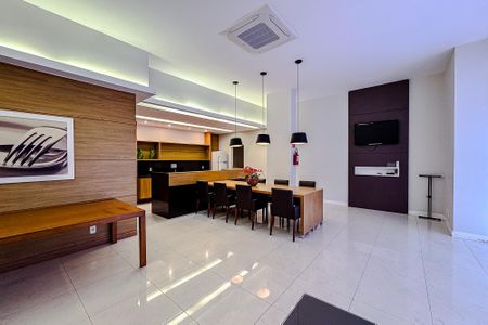 Apartamento à venda com 126m², 3 quartos e 2 vagas Apartamento à venda com 126m², 3 quartos e 2 vagasÁrea comum