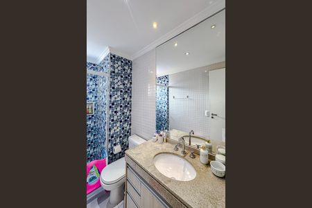Apartamento à venda com 126m², 3 quartos e 2 vagas Apartamento à venda com 126m², 3 quartos e 2 vagasBanheiro da Suíte 2