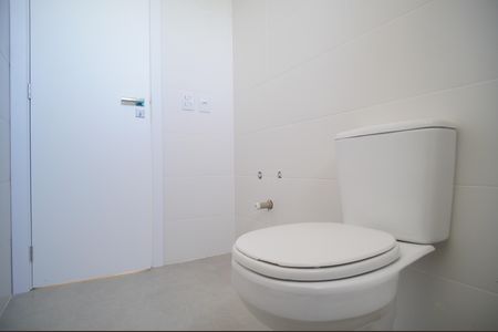 Apartamento à venda com 255m², 3 quartos e 2 vagasBanheiro