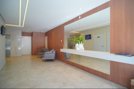 Apartamento à venda com 84m², 3 quartos e 2 vagasHall