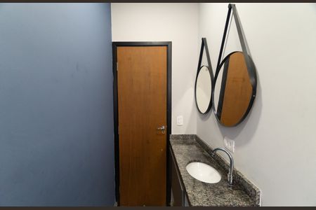 Banheiro de apartamento para alugar com 1 quarto, 80m² em Vila Santa Catarina, São Paulo