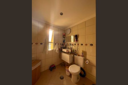 Apartamento à venda com 68m², 2 quartos e 1 vaga Apartamento à venda com 68m², 2 quartos e 1 vagaBanheiro