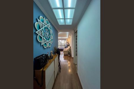 Apartamento à venda com 68m², 2 quartos e 1 vaga Apartamento à venda com 68m², 2 quartos e 1 vagaEntrada