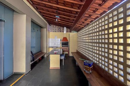 Apartamento à venda com 68m², 2 quartos e 1 vaga Apartamento à venda com 68m², 2 quartos e 1 vagaChurrasqueira