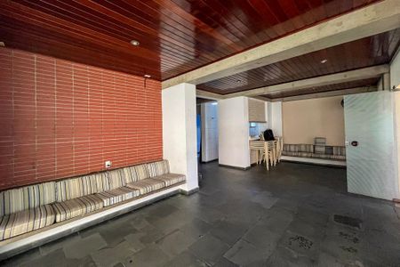 Apartamento à venda com 68m², 2 quartos e 1 vaga Apartamento à venda com 68m², 2 quartos e 1 vagaSalão de Festas
