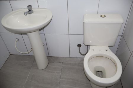 Casa para alugar com 60m², 3 quartos e sem vagaBanheiro