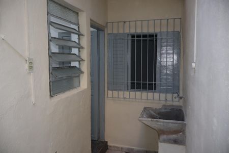 Casa para alugar com 60m², 3 quartos e sem vagaÁrea de Serviço