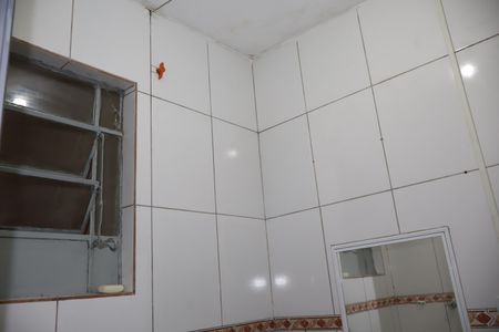 Casa para alugar com 60m², 3 quartos e sem vagaBanheiro