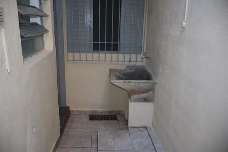 Casa para alugar com 60m², 3 quartos e sem vagaÁrea de Serviço