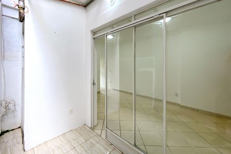 Casa para alugar com 134m², 2 quartos e 1 vaga Casa para alugar com 134m², 2 quartos e 1 vagaVaranda da Sala
