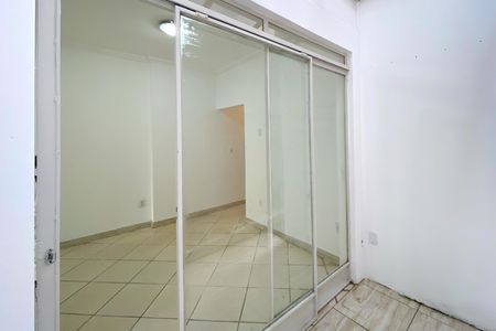 Varanda da Sala de casa para alugar com 2 quartos, 134m² em Paraíso, Belo Horizonte