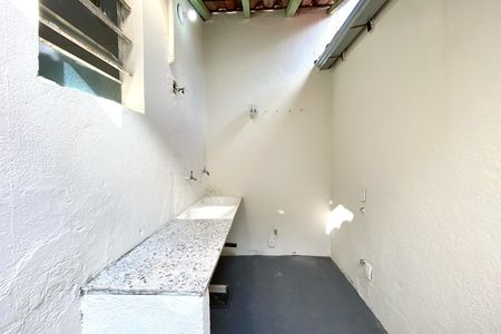 Casa para alugar com 134m², 2 quartos e 1 vaga Casa para alugar com 134m², 2 quartos e 1 vagaÁrea de Serviço
