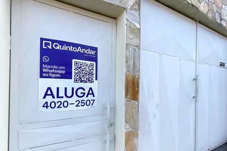 Casa para alugar com 134m², 2 quartos e 1 vaga Casa para alugar com 134m², 2 quartos e 1 vagaPlaca DCFC-379
