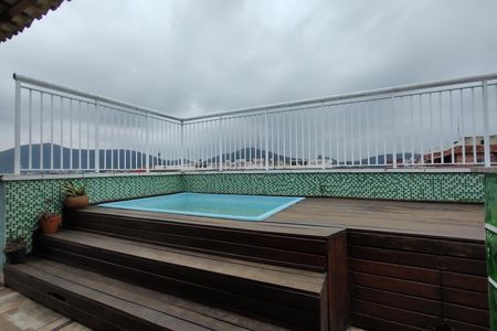 Apartamento à venda com 130m², 3 quartos e 2 vagas Apartamento à venda com 130m², 3 quartos e 2 vagasPiscina