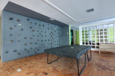 Apartamento à venda com 130m², 3 quartos e 2 vagas Apartamento à venda com 130m², 3 quartos e 2 vagasSalão de jogos