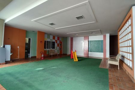 Apartamento à venda com 130m², 3 quartos e 2 vagas Apartamento à venda com 130m², 3 quartos e 2 vagasBrinquedoteca