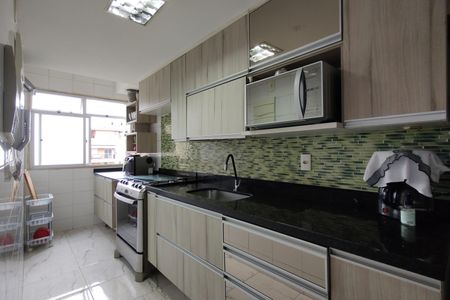 Apartamento à venda com 130m², 3 quartos e 2 vagas Apartamento à venda com 130m², 3 quartos e 2 vagasCozinha - Armários