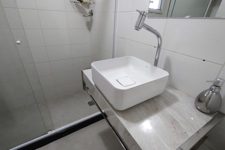 Apartamento à venda com 130m², 3 quartos e 2 vagas Apartamento à venda com 130m², 3 quartos e 2 vagasBanheiro Social