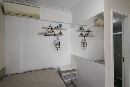 Apartamento à venda com 130m², 3 quartos e 2 vagas Apartamento à venda com 130m², 3 quartos e 2 vagasQuarto 3 - Suíte