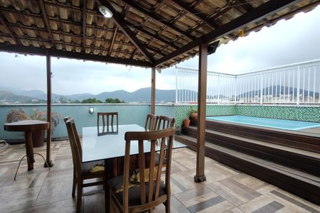 Apartamento à venda com 130m², 3 quartos e 2 vagas Apartamento à venda com 130m², 3 quartos e 2 vagasCobertura