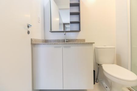 Apartamento para alugar com 65m², 2 quartos e 1 vaga Apartamento para alugar com 65m², 2 quartos e 1 vagaBanheiro Suíte