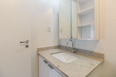 Apartamento para alugar com 65m², 2 quartos e 1 vaga Apartamento para alugar com 65m², 2 quartos e 1 vagaBanheiro Social
