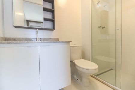 Apartamento para alugar com 65m², 2 quartos e 1 vaga Apartamento para alugar com 65m², 2 quartos e 1 vagaBanheiro Suíte