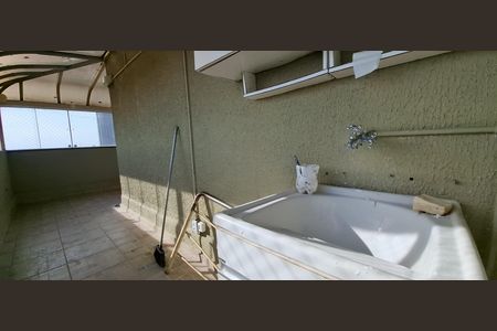 Apartamento à venda com 92m², 4 quartos e 1 vagaÁrea de Serviço