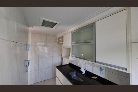 Apartamento à venda com 92m², 4 quartos e 1 vagaCozinha
