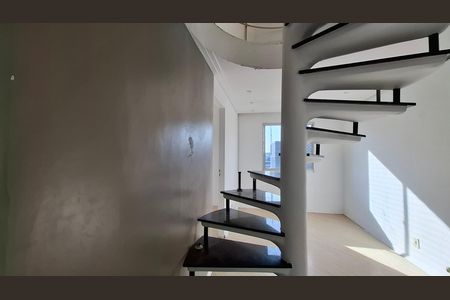 Apartamento à venda com 92m², 4 quartos e 1 vagaEscada Cobertura