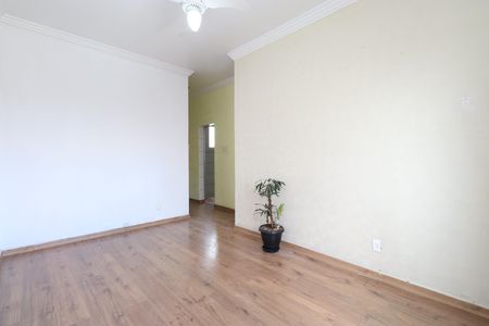 Apartamento para alugar com 86m², 2 quartos e sem vagaSala