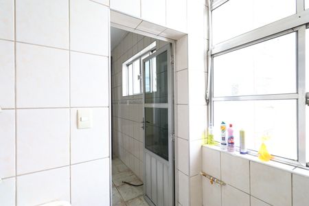 Apartamento para alugar com 86m², 2 quartos e sem vagaCozinha e Área de Serviço