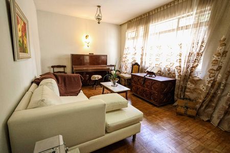 Sala de casa à venda com 5 quartos, 260m² em Vila Paris, Belo Horizonte