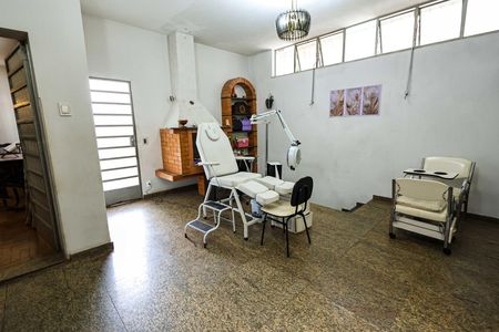 Casa à venda com 260m², 5 quartos e 3 vagasAntessala