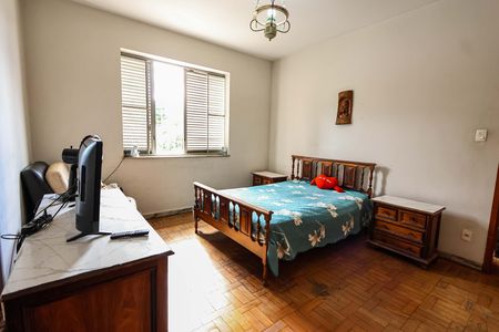 Casa à venda com 260m², 5 quartos e 3 vagasQuarto 4