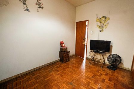 Casa à venda com 260m², 5 quartos e 3 vagasQuarto 1