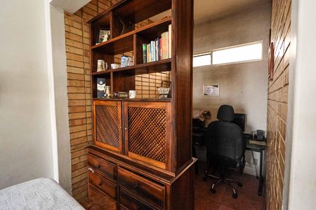 Casa à venda com 260m², 5 quartos e 3 vagasCopa