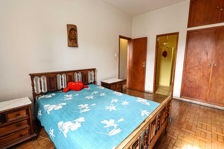 Casa à venda com 260m², 5 quartos e 3 vagasQuarto 4