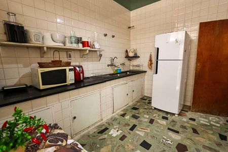 Casa à venda com 260m², 5 quartos e 3 vagasCozinha