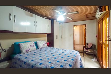 Casa à venda com 170m², 4 quartos e 2 vagasSuite 