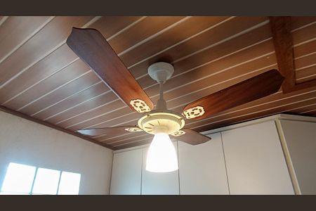 Casa à venda com 170m², 4 quartos e 2 vagasVentilador de teto 