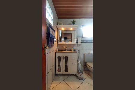 Banheiro suite  de casa à venda com 4 quartos, 170m² em Aberta dos Morros, Porto Alegre