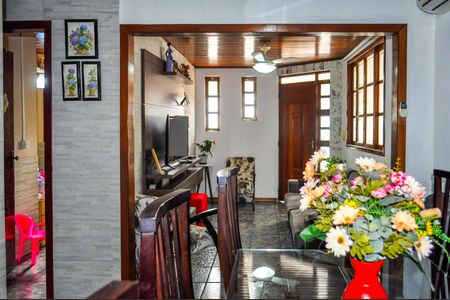 Sala  de casa à venda com 4 quartos, 170m² em Aberta dos Morros, Porto Alegre