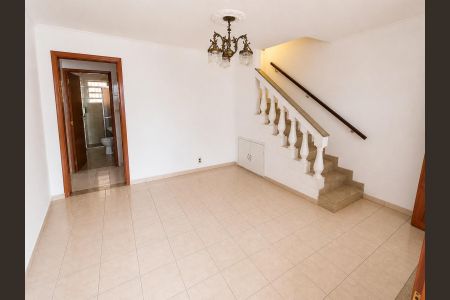 Foto 02 de casa à venda com 2 quartos, 68m² em Vila Prudente, São Paulo