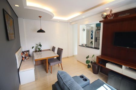 Sala de apartamento à venda com 2 quartos, 47m² em Flávio Marques Lisboa, Belo Horizonte