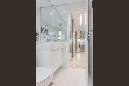 Studio à venda com 35m², 1 quarto e 1 vaga Studio à venda com 35m², 1 quarto e 1 vagaBanheiro
